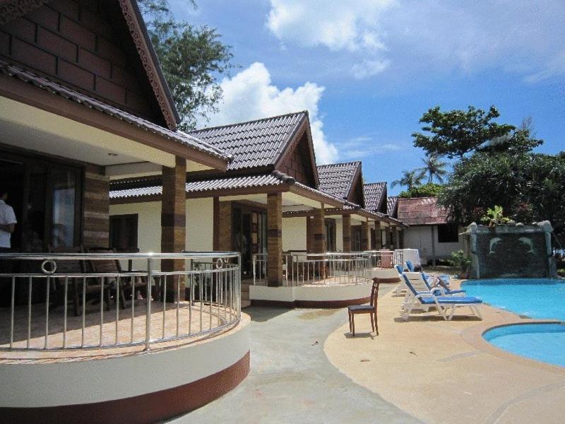 Lanta Paradise Beach Resort Koh Lanta Exterior photo
