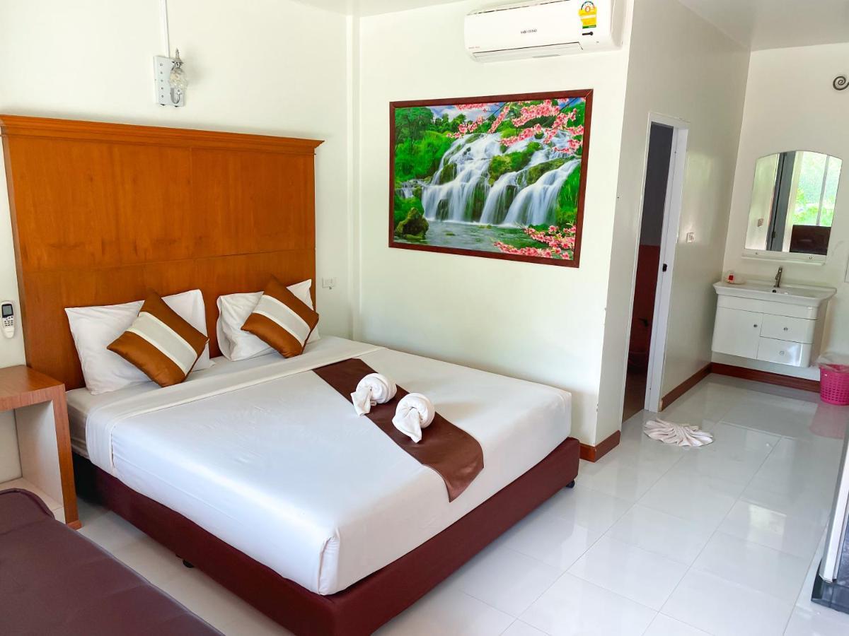 Lanta Paradise Beach Resort Koh Lanta Exterior photo
