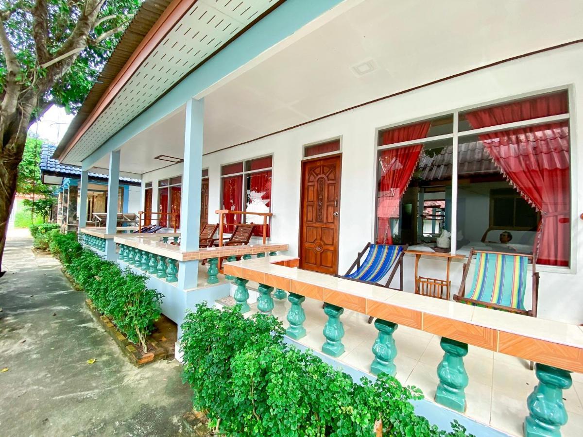 Lanta Paradise Beach Resort Koh Lanta Exterior photo