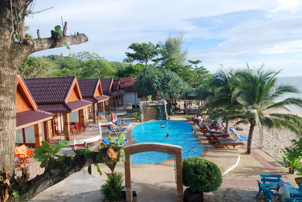 Lanta Paradise Beach Resort Koh Lanta Exterior photo